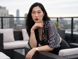 naked camgirl masturbating LouiseAnna
