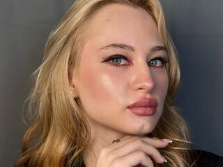 camgirl live porn cam LucileNeuburger