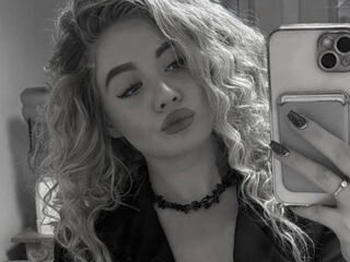 naked webcam girl LucilePapke