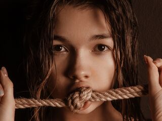 camgirl chat room LynetteFairbroth