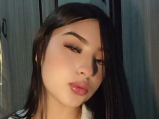 nude webcam girl MadelynFabbro