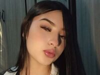 free chat MadelynFiore