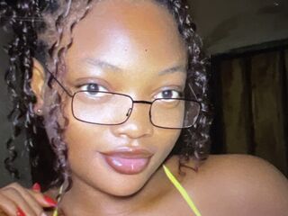 naughty cam photo MakyDina