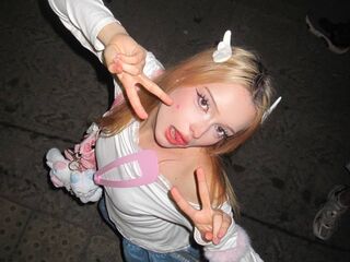 webcam babe chat room MerrileeBurg