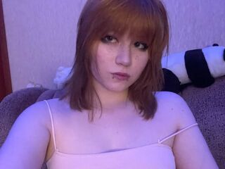 naked cam girl masturbating with dildo MiSokimo
