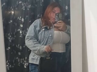 nude webcamgirl picture MiaSophiaMiracle