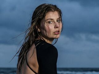 sexy cam girl picture MilaOlivers