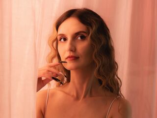 cam girl chat MoonSeraphine