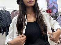 hot cam play NainaSingh