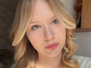 camslut fingering pussy NanceyMonteverde