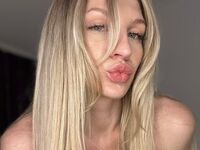 hot cam girl spreading pussy NicoleHamm