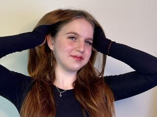 hot cam show NilaBudy