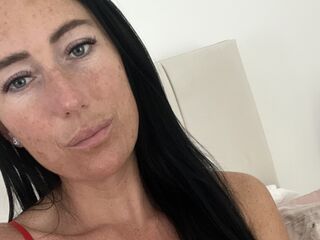 naked camgirl OliviaaRosee
