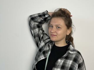 teaser chat PaulinaFemrite