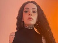 camgirl masturbating with sextoy RavenWinx