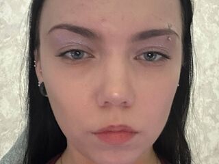 fingering webcamgirl picture RoniRopes