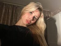 camwhore fingering pussy RowanBellamy