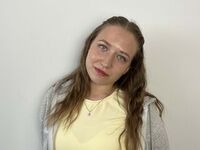 hot cam girl masturbating with vibrator RubeWilliamson