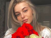 camgirl playing with sex toy SamantaKittie