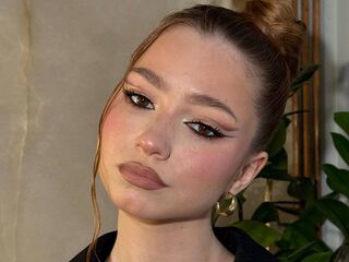 naughty camgirl masturbating SeyolaHilgerst