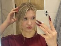 free live chatroom SkyeDavi