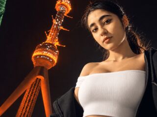 nude webcam girl photo TessieFardo