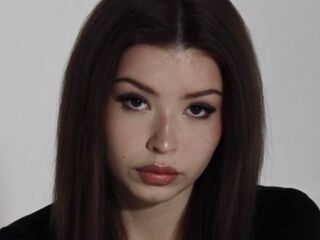 camslut naked TheresiaPolitz