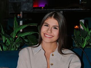 kinky webcam video TiaBeumer