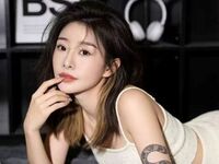 free hardcore porn webcam Yunyunzi
