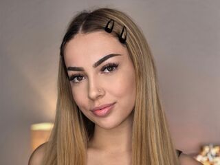 sex webcam chatroom ZaraPlaya